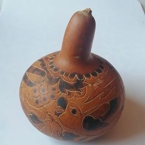 Vintage Folk Art Hsndcrafted Carved Decorative Gourd